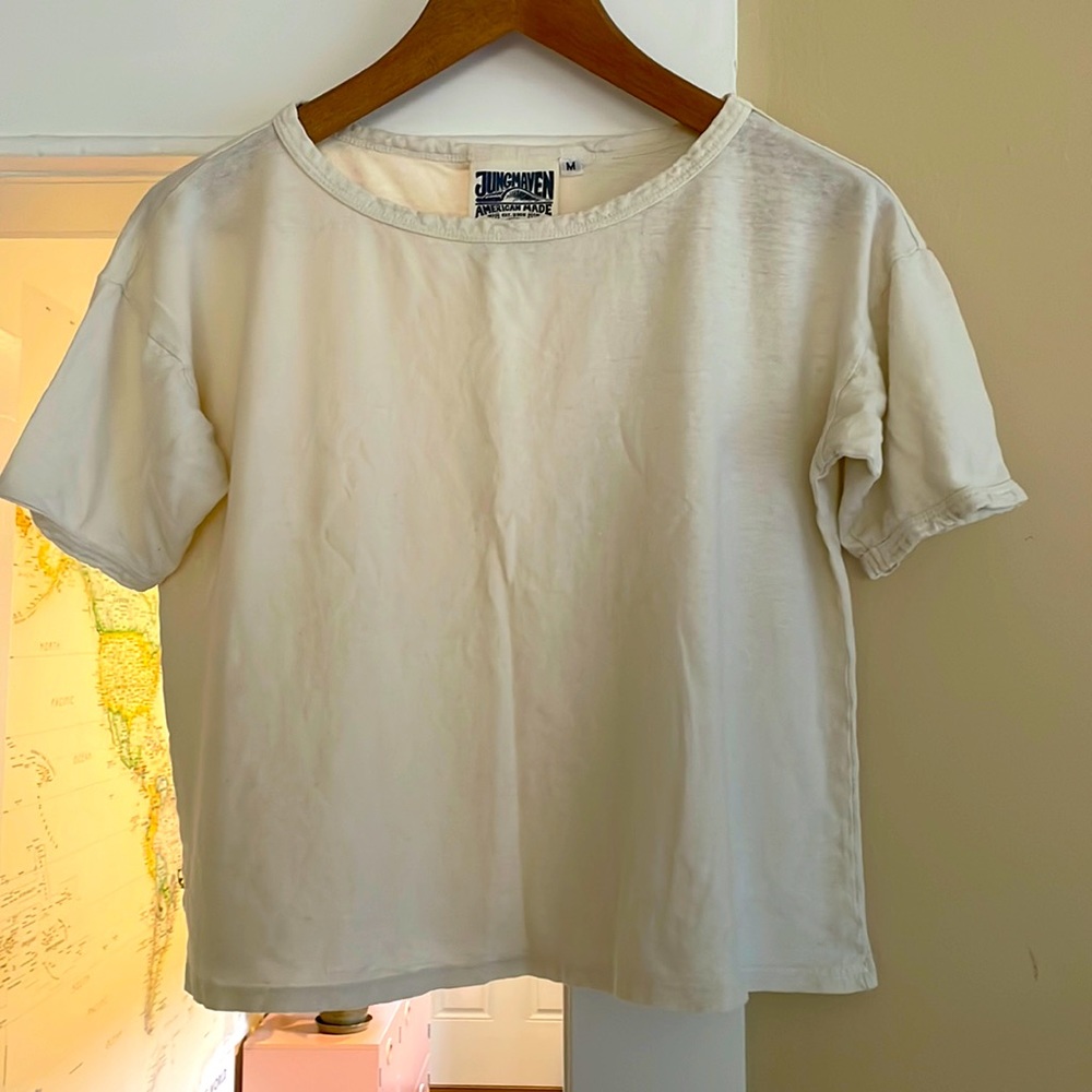 Jungmaven women’s cropped tee size M, canvas color.